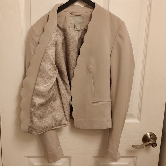 H&M Blazer - Picture 3 of 6